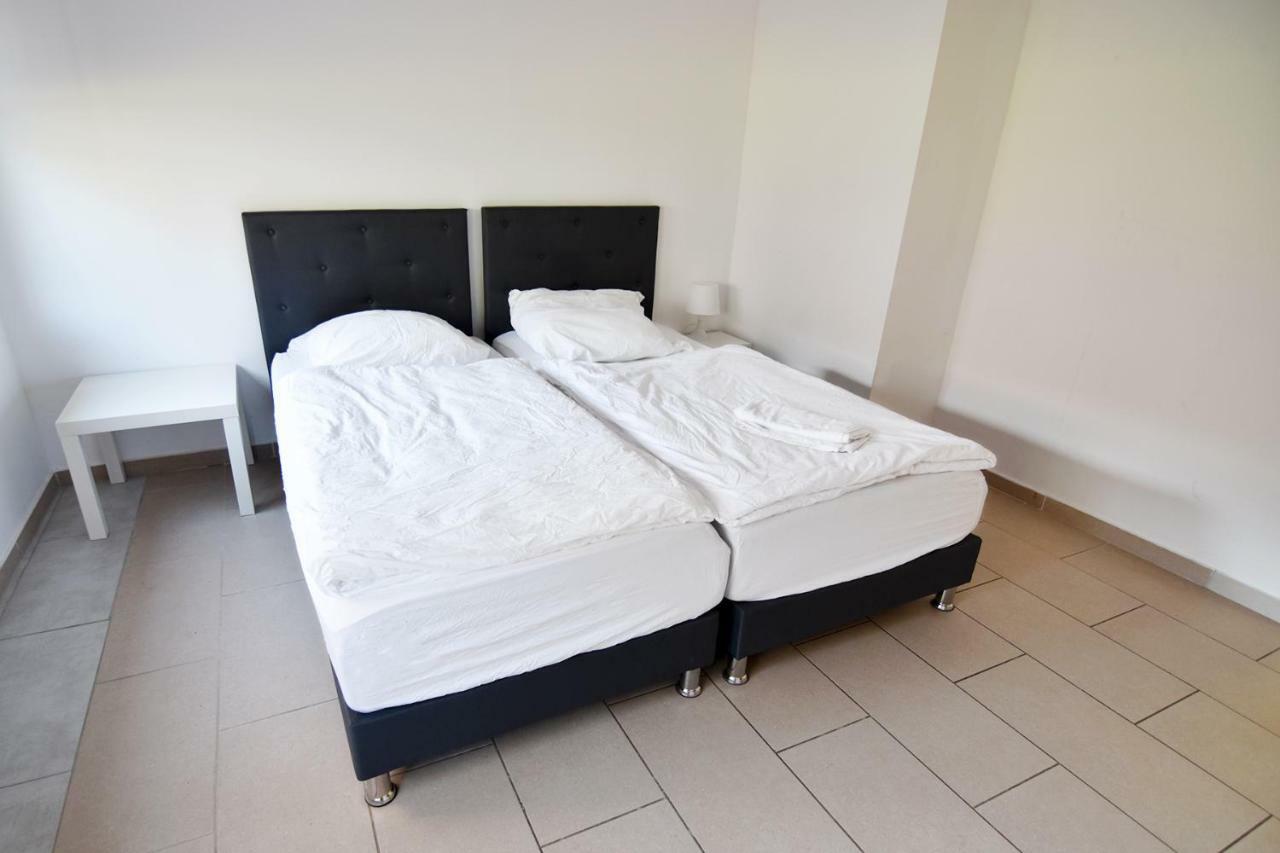 Monteurwohnung Satzvey Mechernich Rom bilde